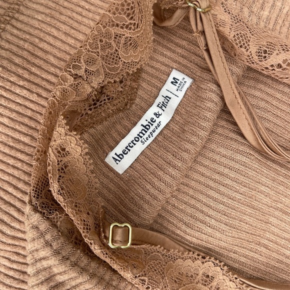 abercrombie lace tank - Picture 4 of 4